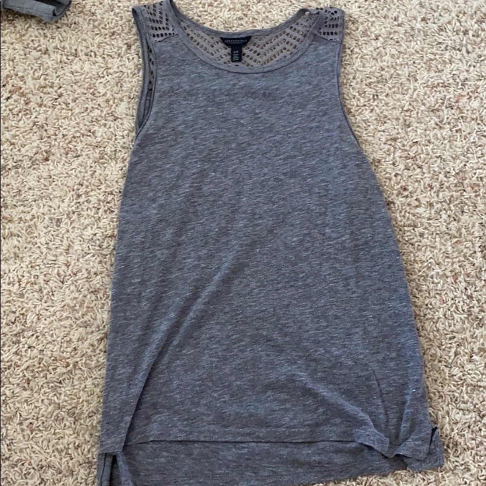 Gray tank top